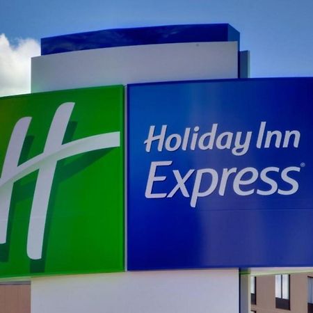 Holiday Inn Express Asheville Woodfin By Ihg Exterior photo
